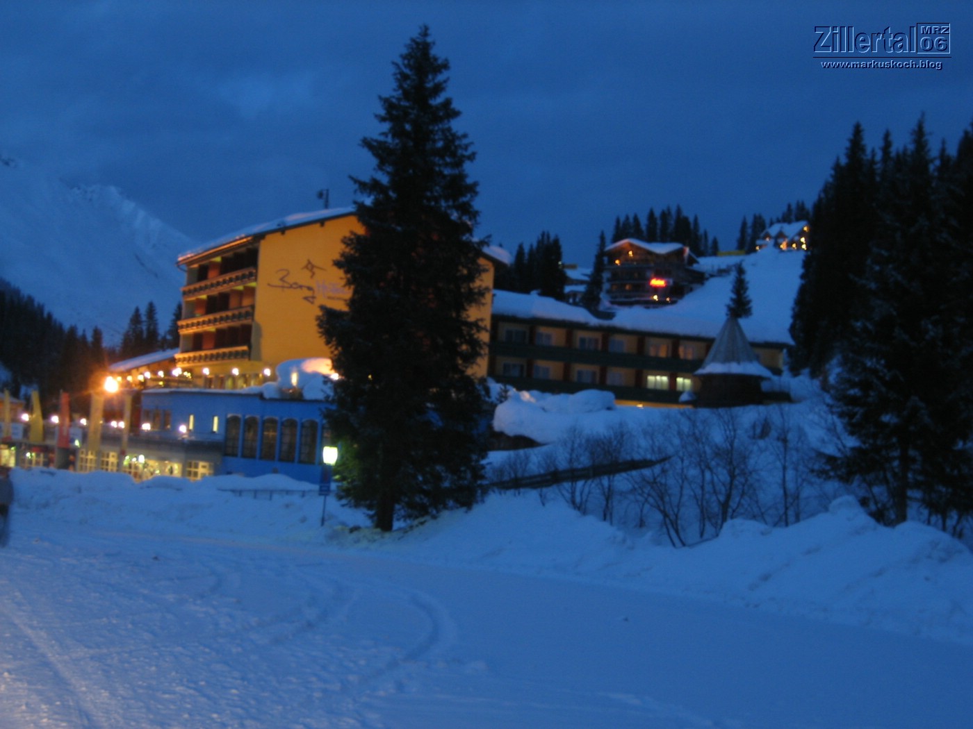 060310-12_ski_zillertal_morecard_1mk018