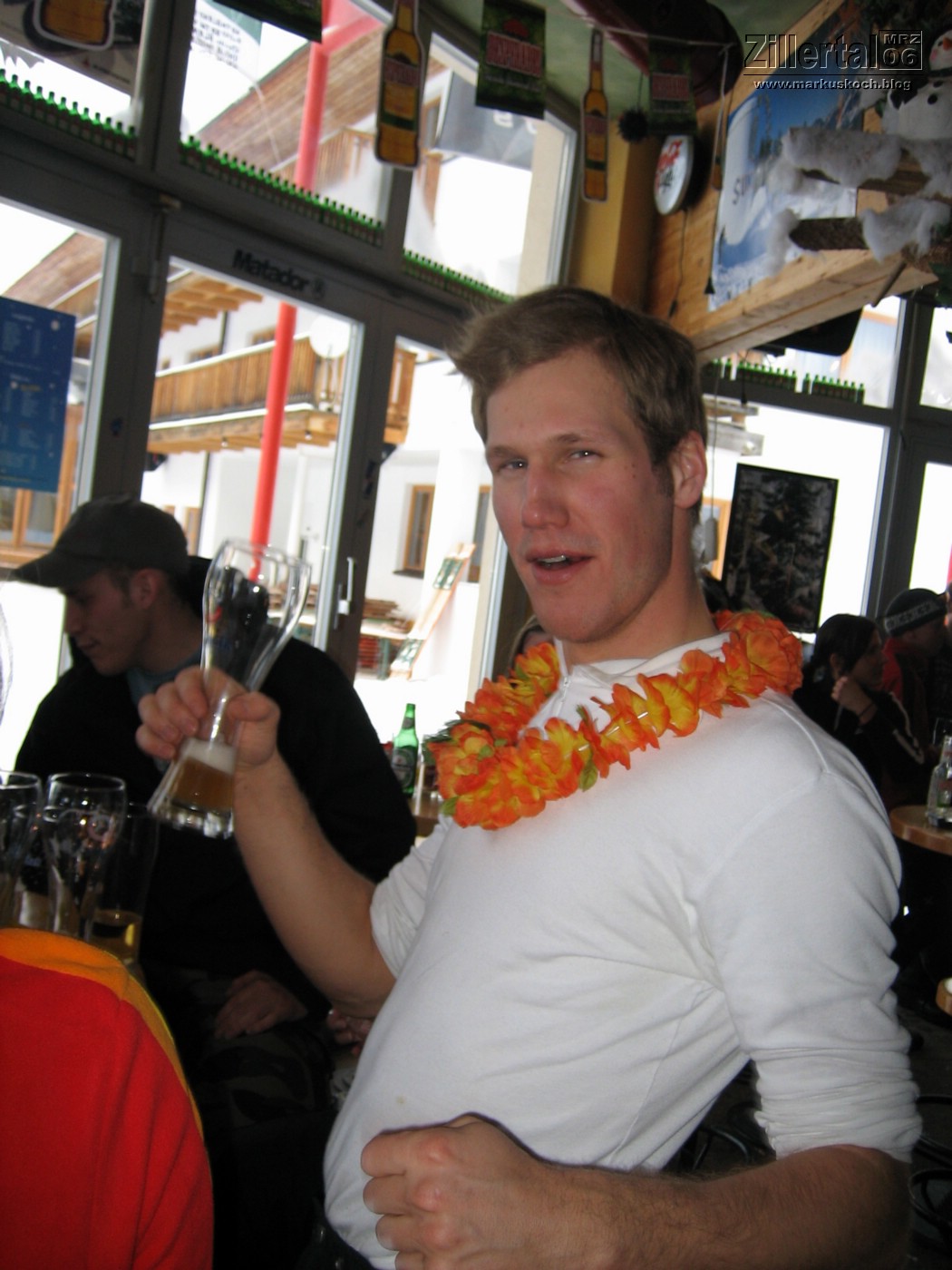 060310-12_ski_zillertal_morecard_1mk100