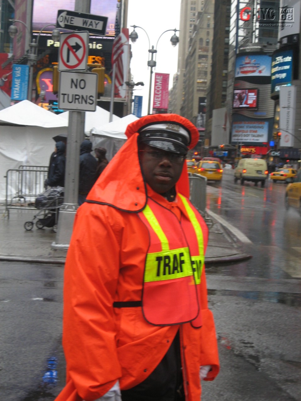 080512_nyc_tag1_mk022