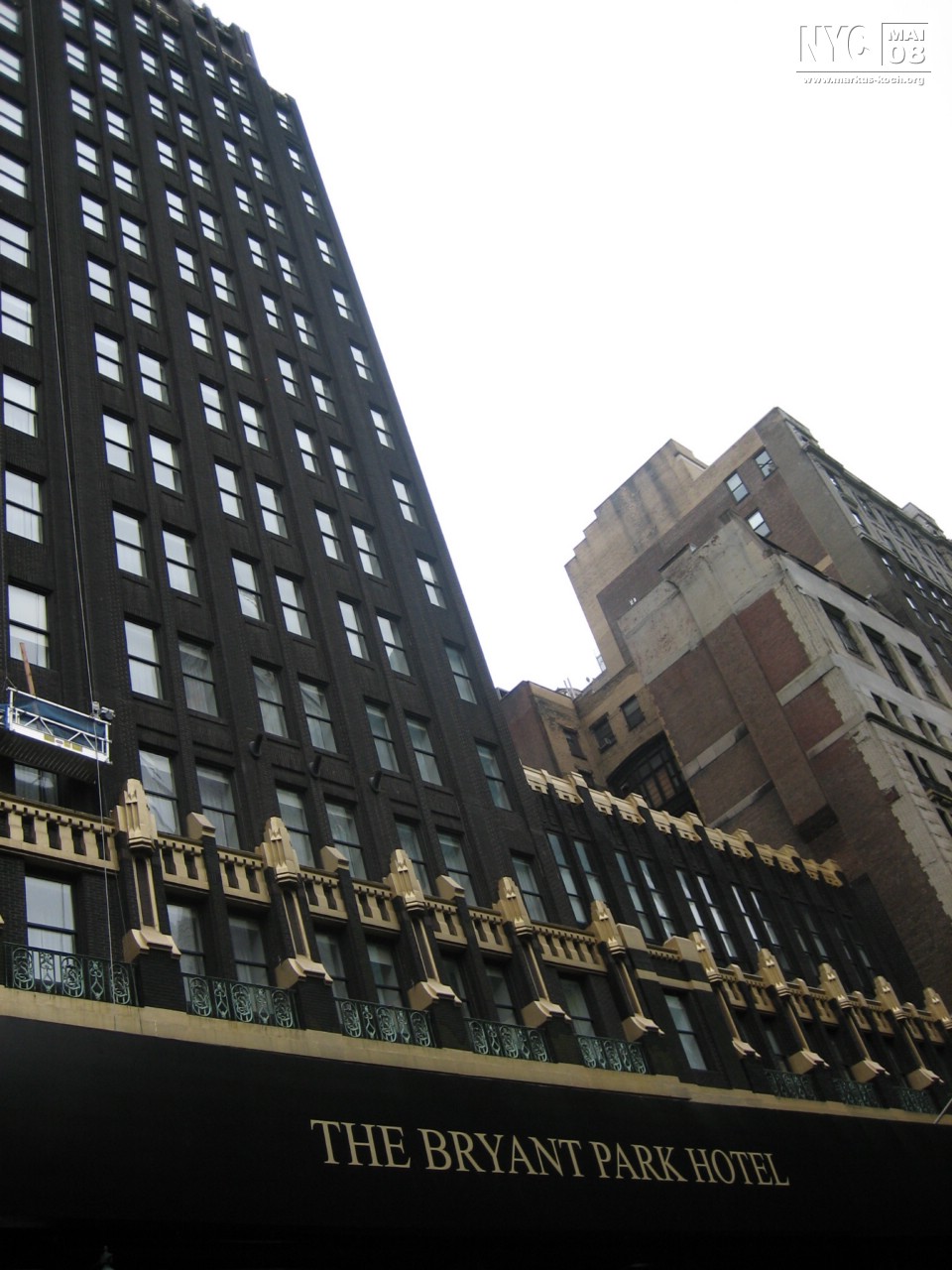 080512_nyc_tag1_mk056