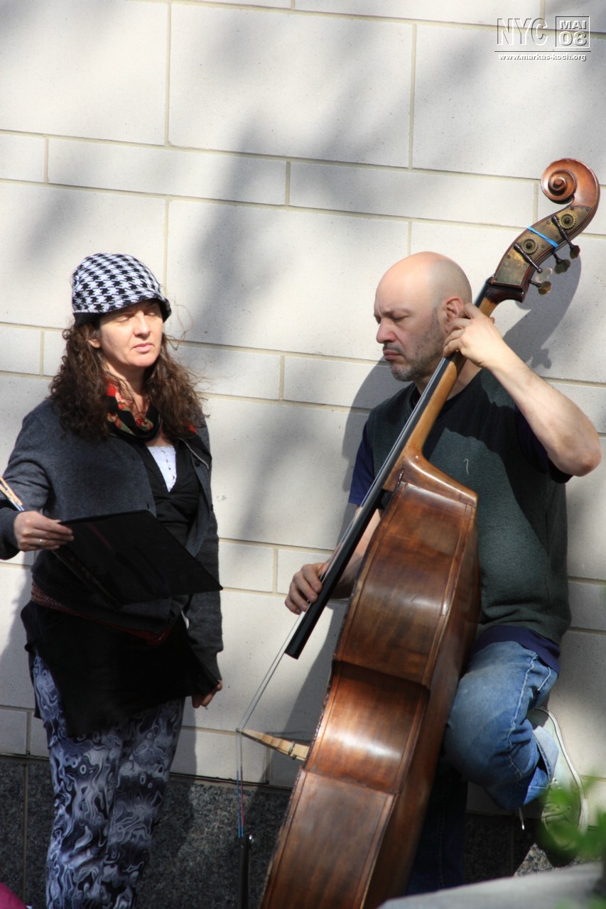 080513_nyc_tag2_mk545