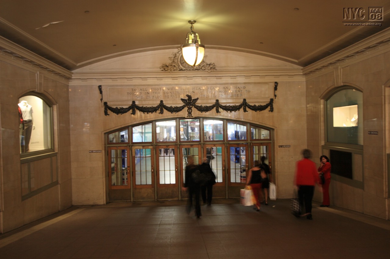 080514_nyc_tag3_mk155