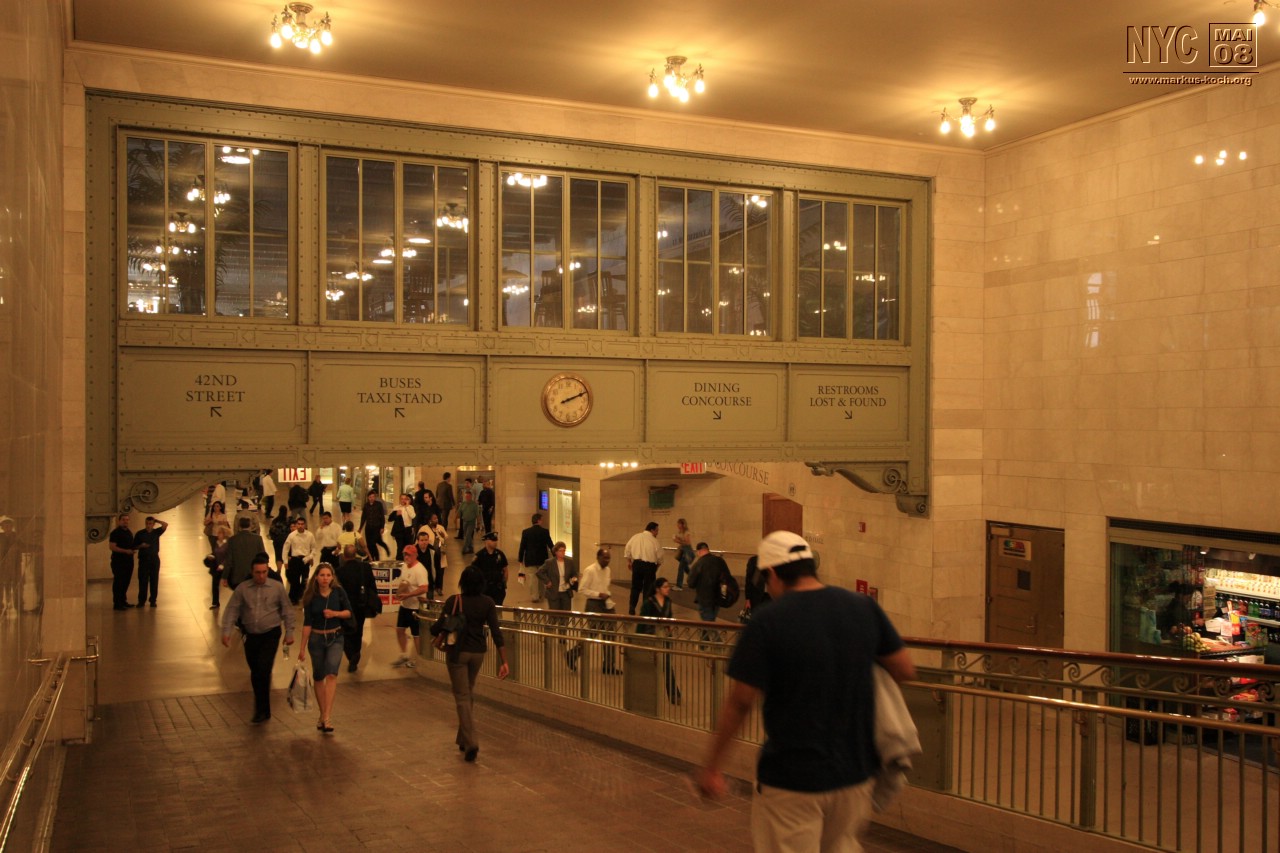 080514_nyc_tag3_mk182