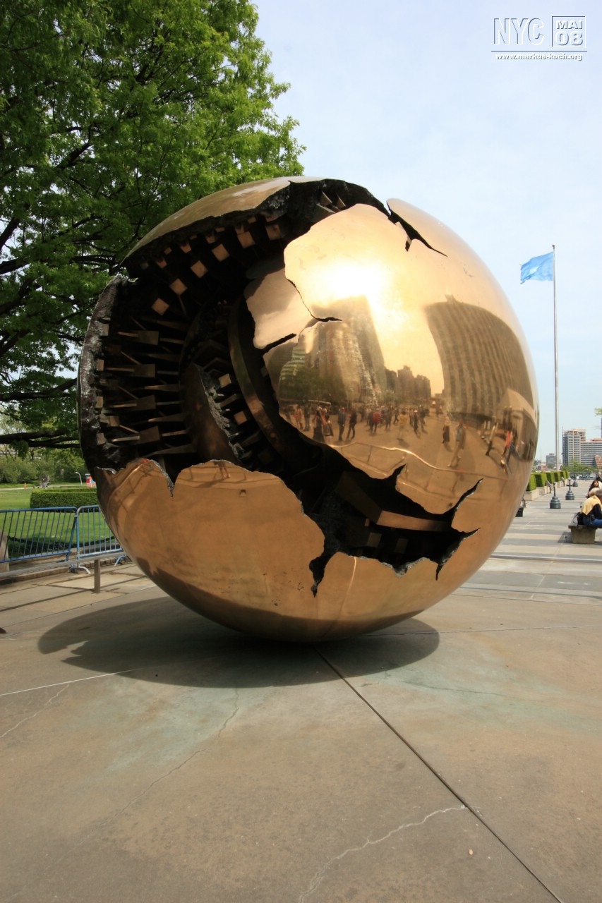 080514_nyc_tag3_mk208