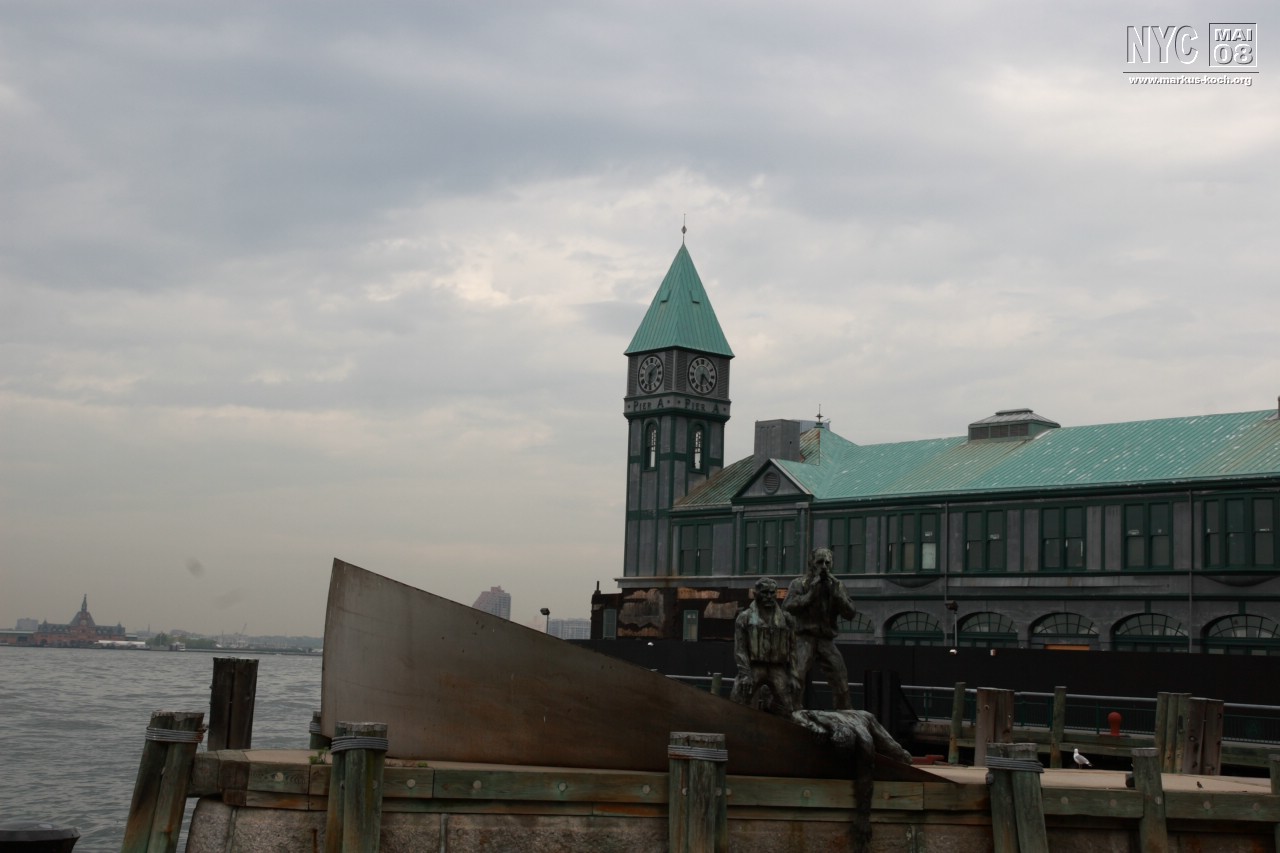 080515_nyc_tag4_mk001